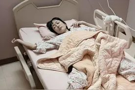 47岁女星唐玲宣布癌症复发！脸色苍白身材消瘦，已进行切除手术图片