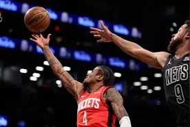 这也能输？火箭6秒丢6分遭篮网绝杀图片