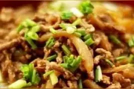 肉丝面的家常做法，面香不坨，味道鲜美，一大碗根本不够吃图片