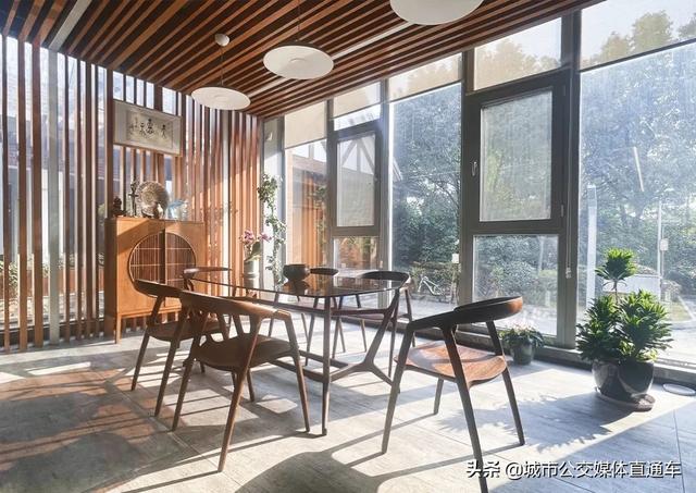 �߽���ҵ�����������Ӫ���߻����޹�˾