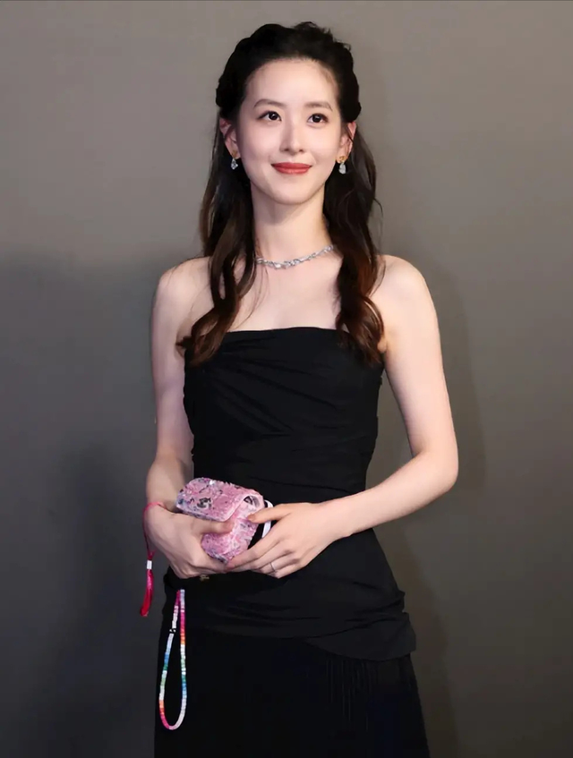 ������Ҳȥ����ˣ���ҫ�������������������Ĩ�غ�ȹ���ݱ�����