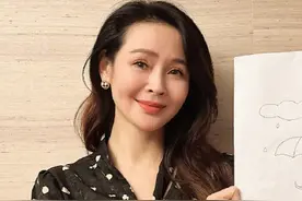 36岁王真儿，42岁于明加，45岁秦岚，还是天然脸更胜一筹图片