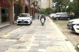 “1211户，423户签字同意。”物业申报维修资金修路，业主不服图片