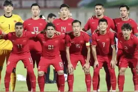 中国足球为啥总是不行？图片