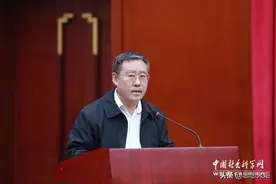 辛向阳 ： 把握21世纪马克思主义的四个维度图片