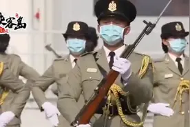 香港警察再也不说“Yes Sir”了图片