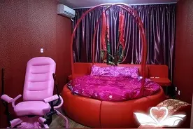 情侣房间为何会放这种“长椅”，其作用是什么？过来人告诉你真相图片