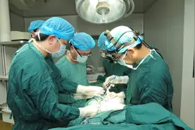 心脏支架手术真相：是治病救人还是“缺德害人”？做了能活几年?图片