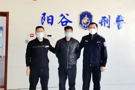 喜迎二十大 忠诚保平安｜为人民群众平安幸福站岗图片