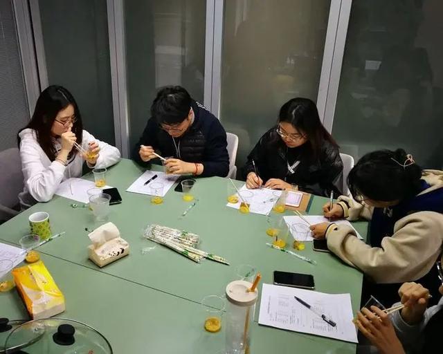 花胶鸡用的什么花胶 2026年花胶鸡用什么鸡好