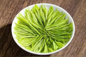 茶叶能放冰箱吗？很多人都做错了，老茶客：正确储存7类茶看这里图片