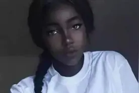 那个曾火爆全球的黑人女孩有多美？被富二代排队追，后来怎样了？图片