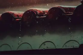 摄影技巧：这种照片只有下雨天才能拍，太好看了图片