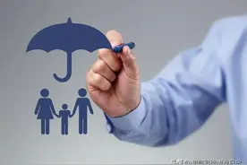 太心酸了！我6年商业保险缴费180000元，退保只拿回可怜的30000元图片