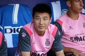 上港新援公开放球队鸽子，为了高薪拒绝加盟，跟俱乐部撕破脸图片