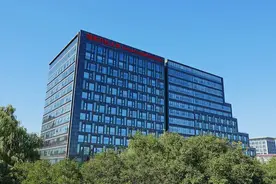 历史上的今天，国家开放大学扬帆再起航图片