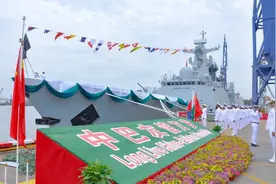 4艘中国护卫舰全部交付，巴基斯坦喜提新舰，印度航母要睡不着了图片