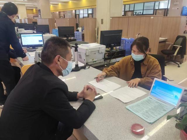 西安市鄠邑区分阶段办理施工许可证助力项目建设加速跑