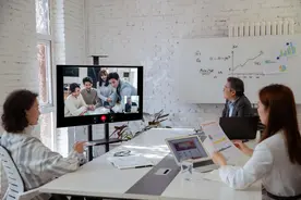 为什么公司要养那么多「闲人」？告诉你这3个真相图片