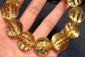 谁说水晶是价格便宜的“地摊货”？看看这5种水晶，买不起！图片