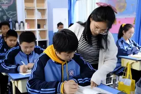 小学成绩优异，初中却垫底！多少家长后悔了，只因当初忽略这件事图片