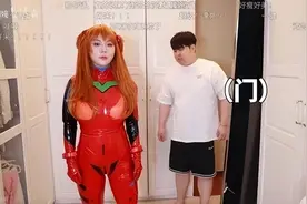 知名up主cos明日香翻车，服装设计有暗示，删视频也无济于事图片