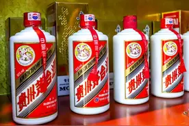 同样是茅台，为何整箱比单瓶还贵，酒贩：差别大，搞懂再买不吃亏图片