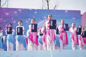 云溪街道：“樱”为有你 清风徐来图片