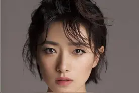 “冷艳女神”万茜她的冷只为两个男人图片