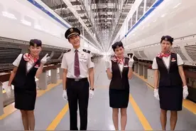 1976年出生的女性哪一年才能办理退休？图片