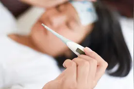 感染病毒高烧时，该吃点什么喝点什么？图片