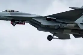 多国放弃购买苏35，既有政治打压也是整体落后，打铁必须自身硬图片