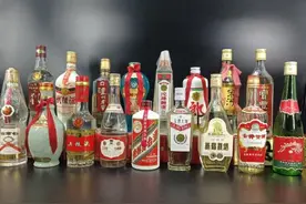 白酒中加入食用油，好酒劣酒立见分晓，爱喝酒的朋友赶紧收藏图片