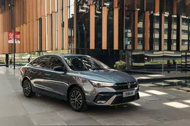 7万左右能买什么车 建议看看这5款旗舰车型 经济实用 开着舒服省心图片