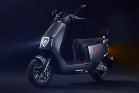 一次充电，续航200km，雅迪、新日、台铃、小刀，发布4款电动车图片