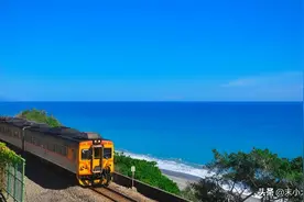 再读《围城》终于懂得：抱怨是本能，自渡是能力图片