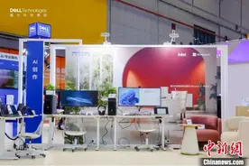 （第七届进博会）“未来感”十足，进博会上处处有“智慧”图片