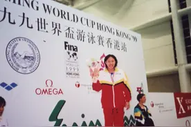 热点｜“30秒溺水自救法”火了！世界冠军亲身示范，网友：不看亏了图片