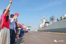 中国海军第44批护航编队完满完成对阿联酋友好访问图片