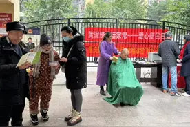 重庆市渝北区龙塔街道：黄泥塝上话家常 党建连心暖万家图片