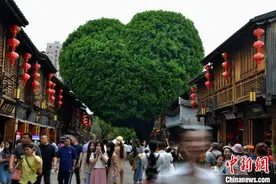 千年古街 福州三坊七巷吸引游客图片