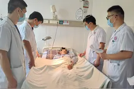 男子手指被刺伤后发黑流脓险截肢！除了这种病菌，糖尿病也是“帮凶”……图片