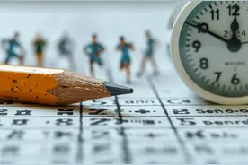 高考报志愿，为什么越来越多人听张雪峰的？｜编辑部聊天室图片