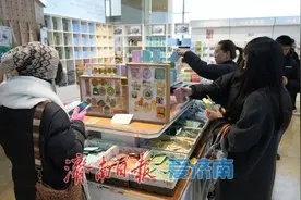 博物馆的“花式”文创，真让年轻人“上头”！图片