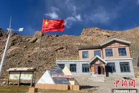 管护员夫妻的祁连山深情：我们一岁岁变老，这里一天天变好图片