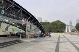 上博东馆先睹为快，三星堆青铜人像、金面具开箱秀图片