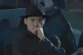 这个动作无数人玩梗，火爆全网……医生提醒：不建议经常做图片