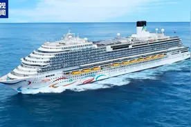 首艘国产大型邮轮爱达·魔都号开启青岛航次图片