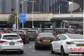 港珠澳大桥珠海公路口岸客车单日通关量创历史新高图片