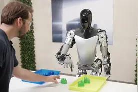 特斯拉人形机器人再进化：靠视觉给物品分类，能单腿站立做瑜伽图片